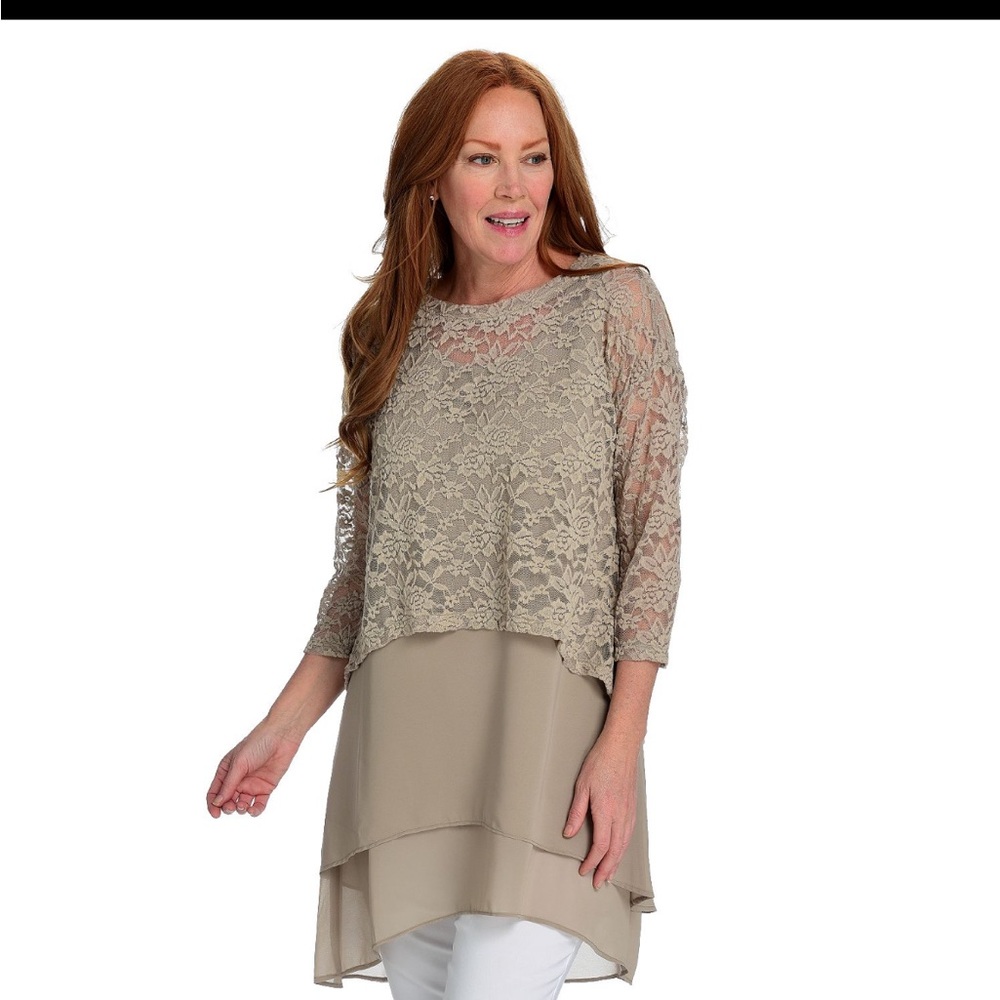 Kate & Mallory lace & chiffon triple layer tunic